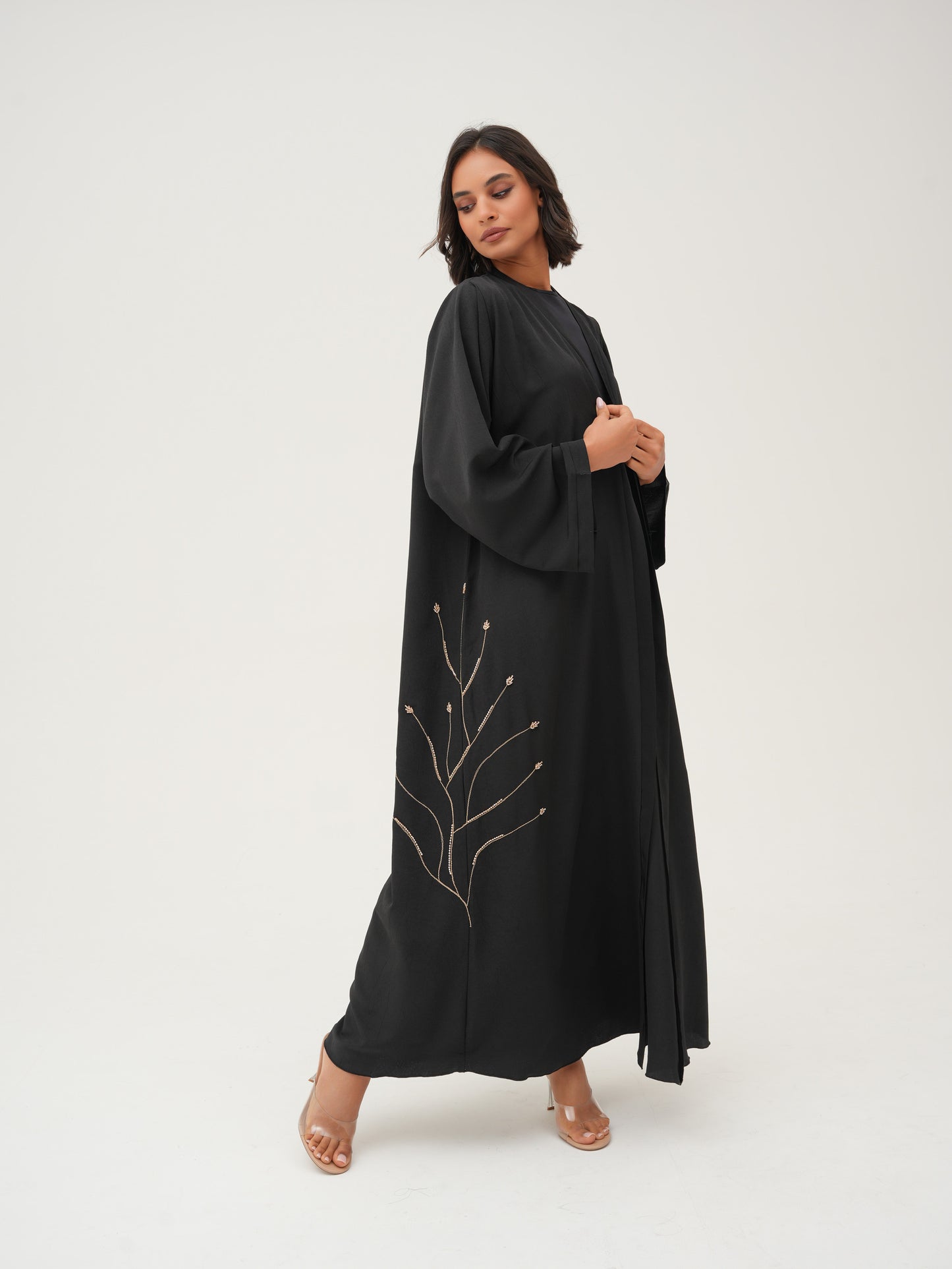 Delicate gold embellishments abaya
