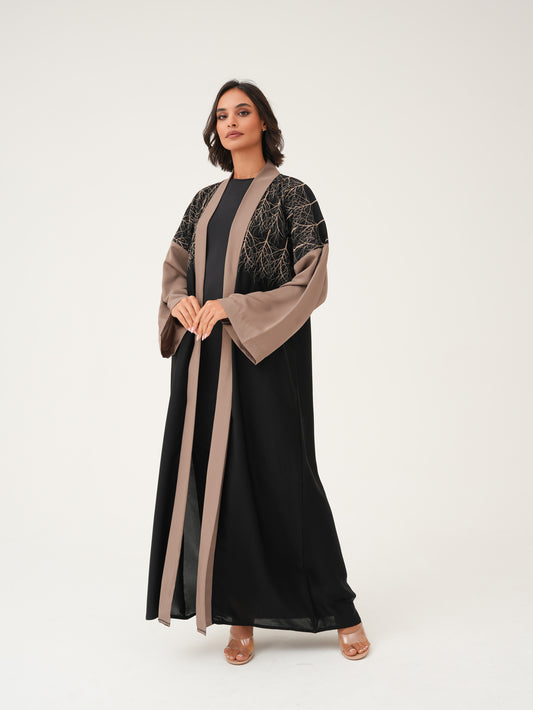 Black and beige contrast Abaya! Featuring exquisite embroidery on the shoulder