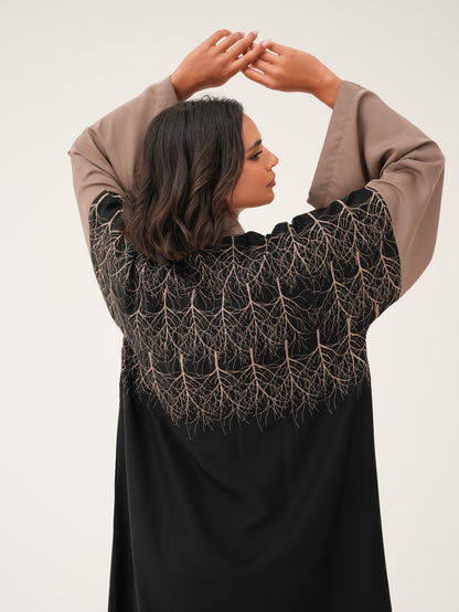 Black and beige contrast Abaya! Featuring exquisite embroidery on the shoulder