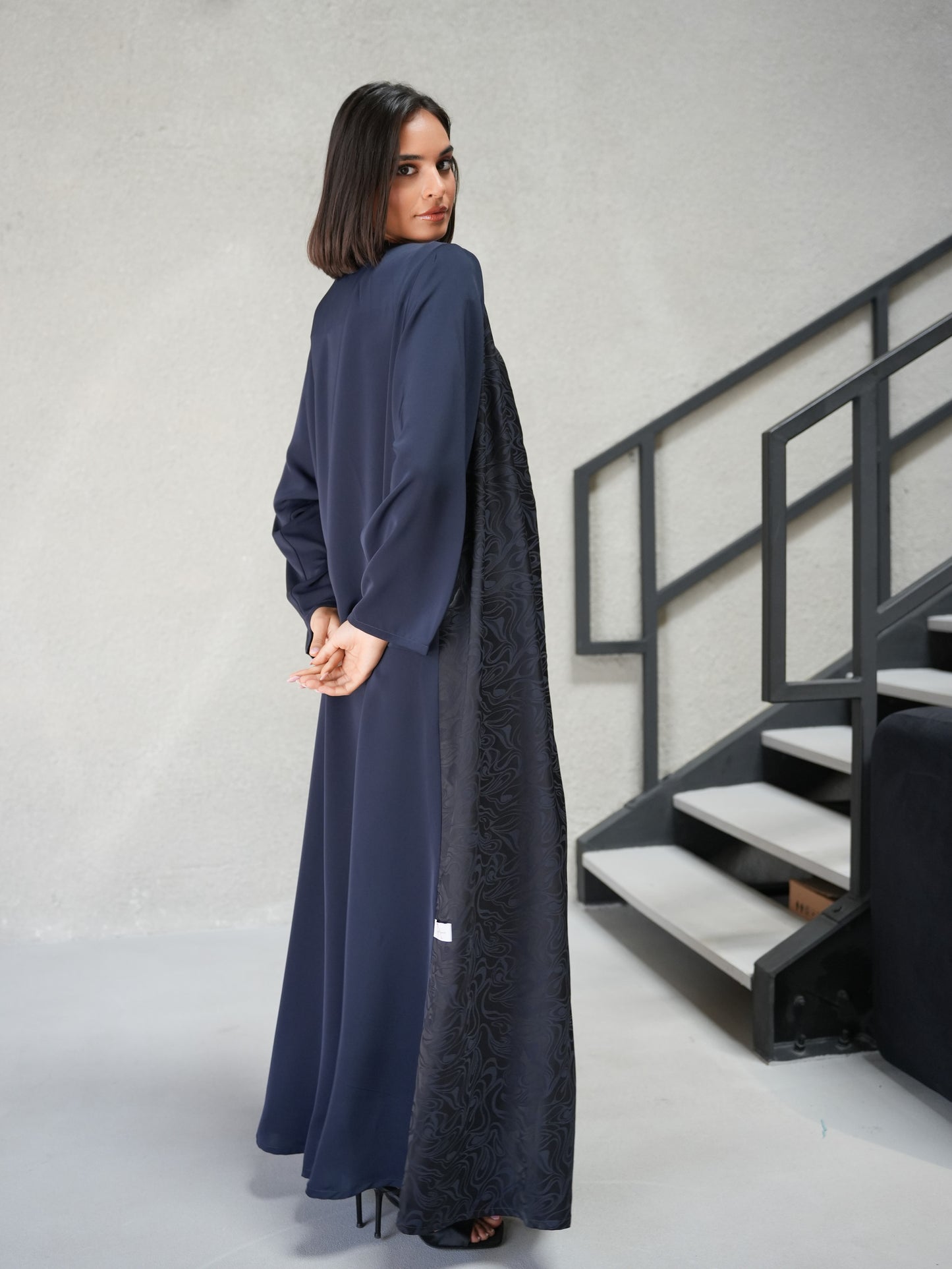 Two tone abaya cut from printed silk and Korean nada